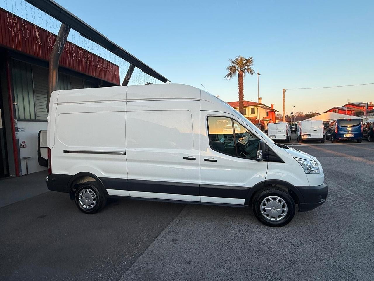 Furgone FORD Transit 330 2.0TDCi Eco Blue Trend Passo medio, Tetto alto