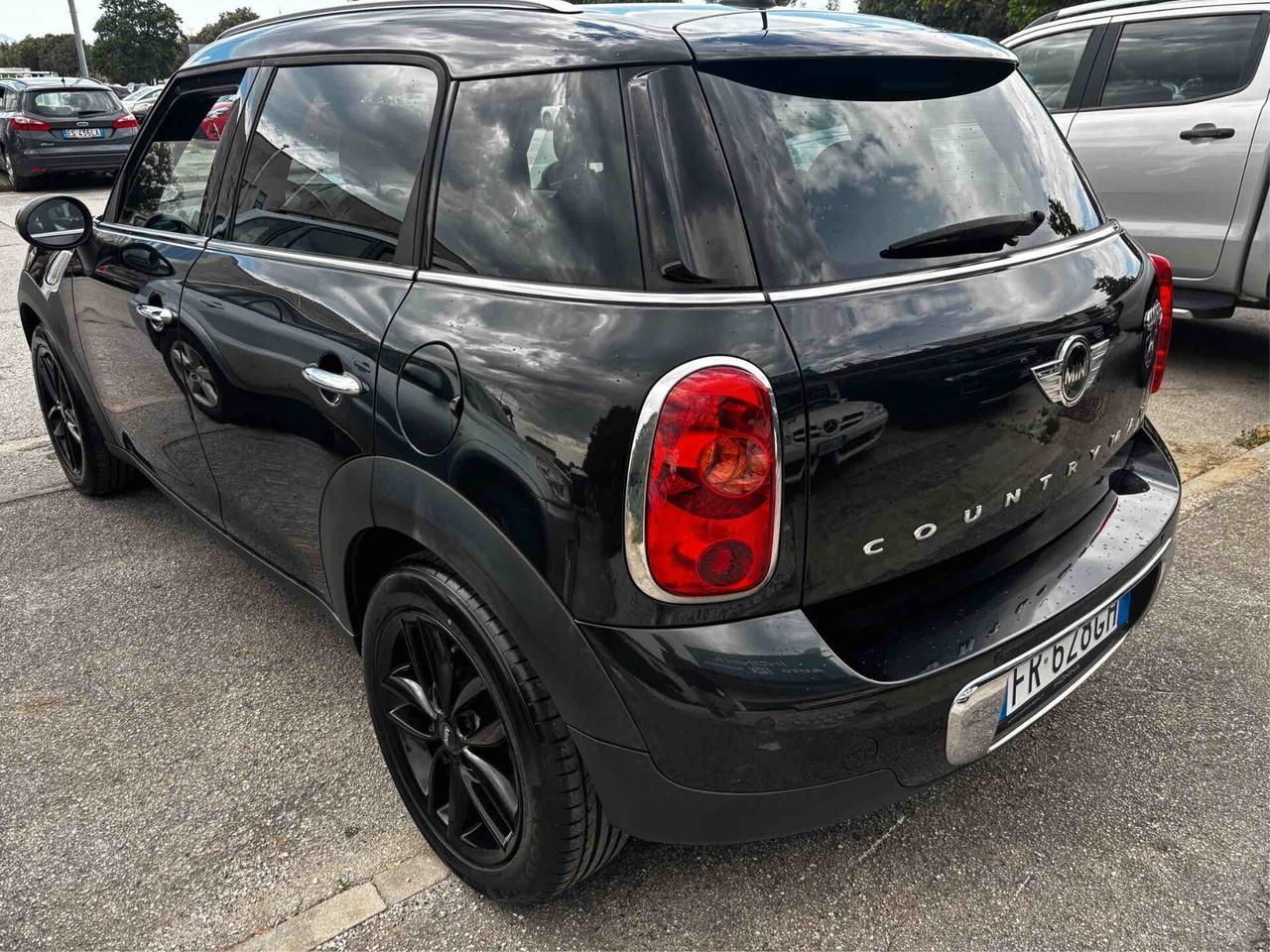 Mini Cooper D Countryman 2.0 Business Automatica
