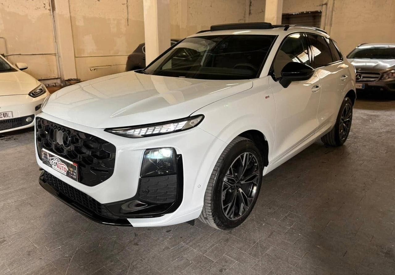 Audi Q3 35 TDI S tronic line edition//*