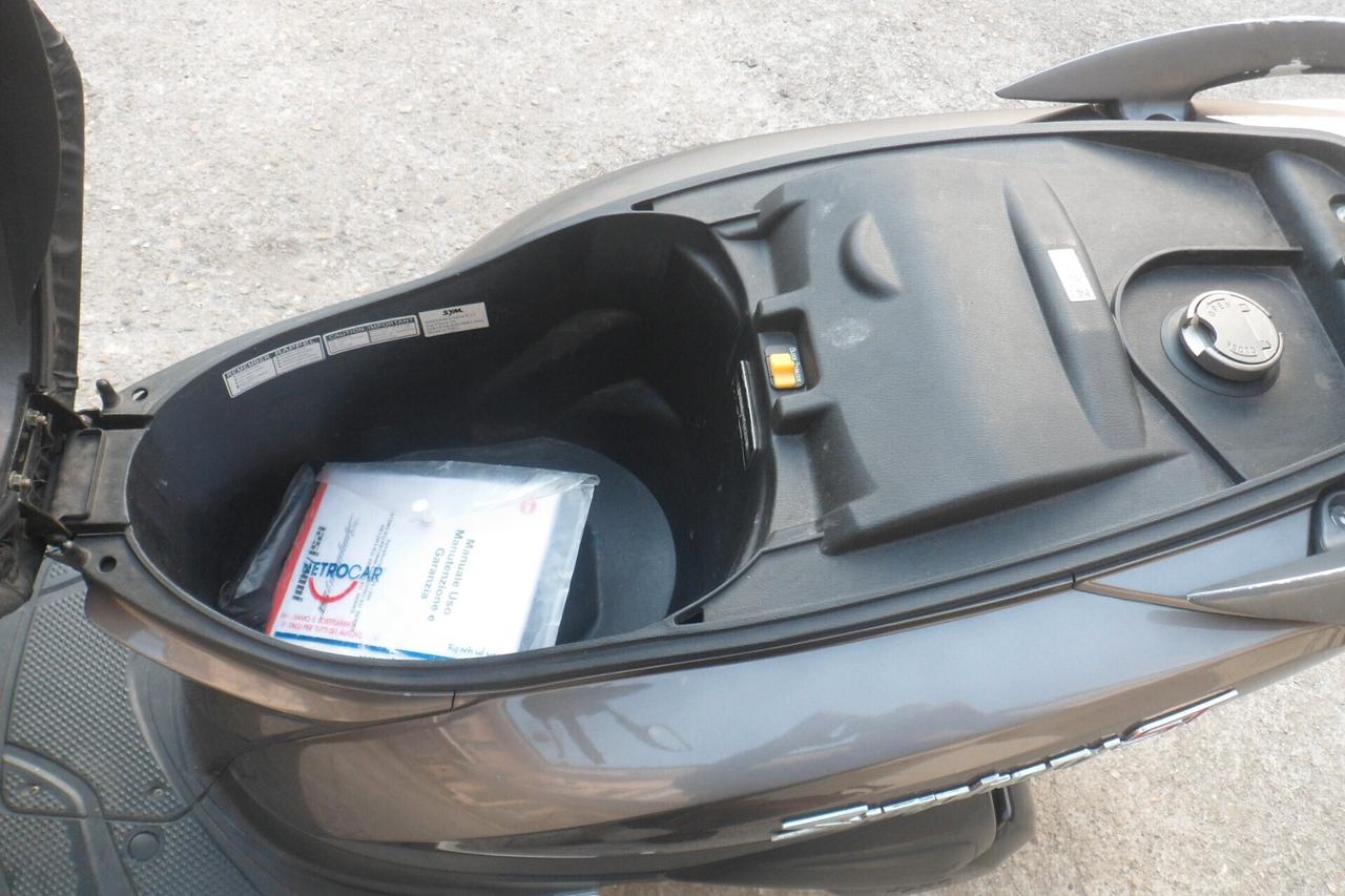 Sym Symphony 200 ST