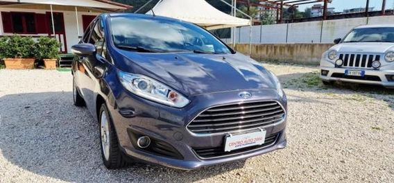 FORD - Fiesta - Scegli Versione