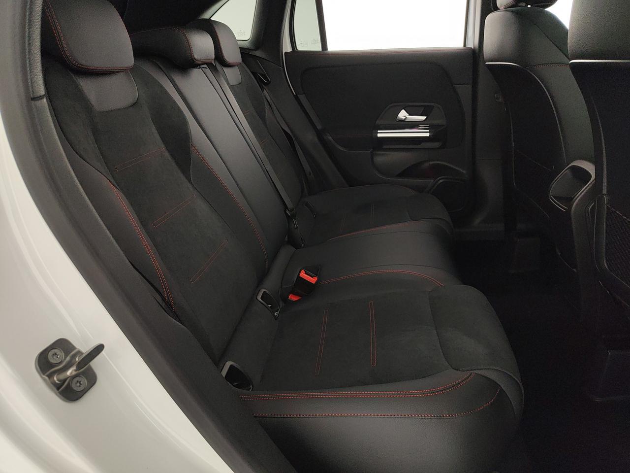 Mercedes-Benz GLA 180 d