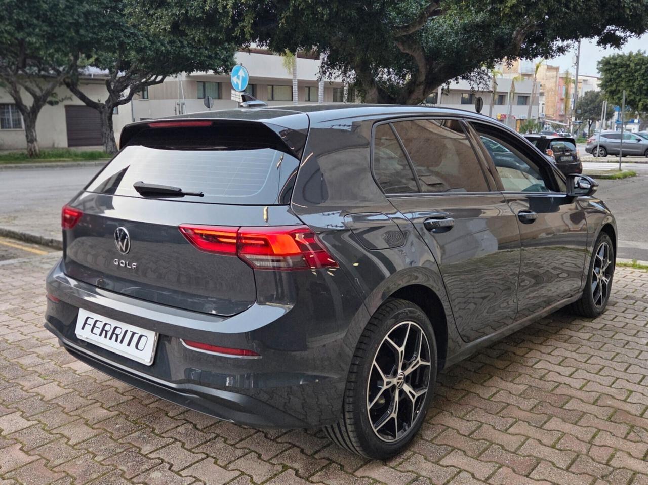 Volkswagen Golf 2.0 TDI DSG Life