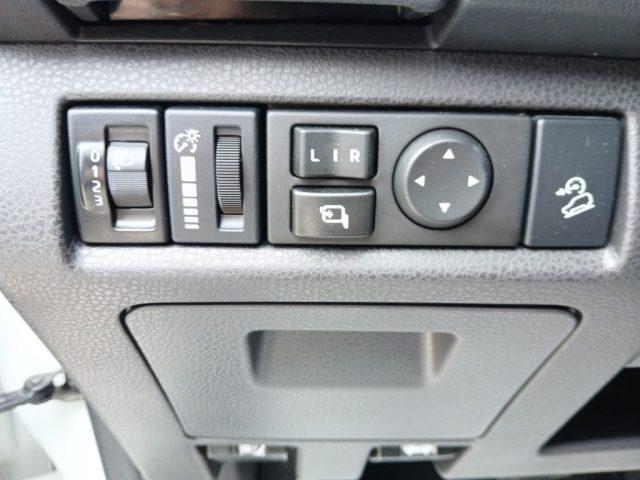 ISUZU D-Max 1.9 Crew Cab Quasar A/T 4WD N1