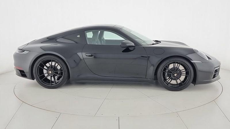 Porsche 911 Carrera 4 GTS Porsche APPROVED