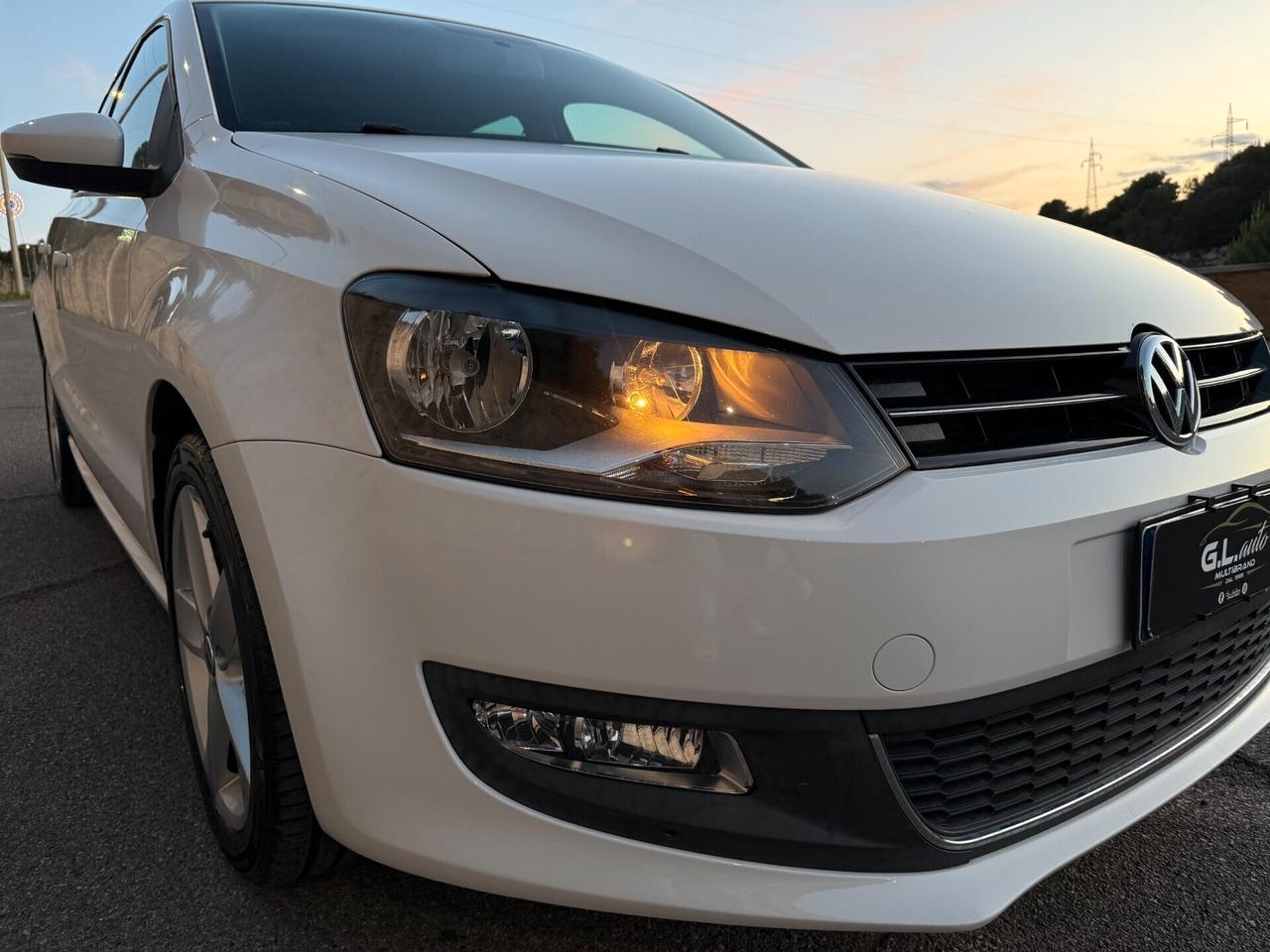 Volkswagen Polo/1.6 90 CV/CERCHI 16"/NEOPATENTATI