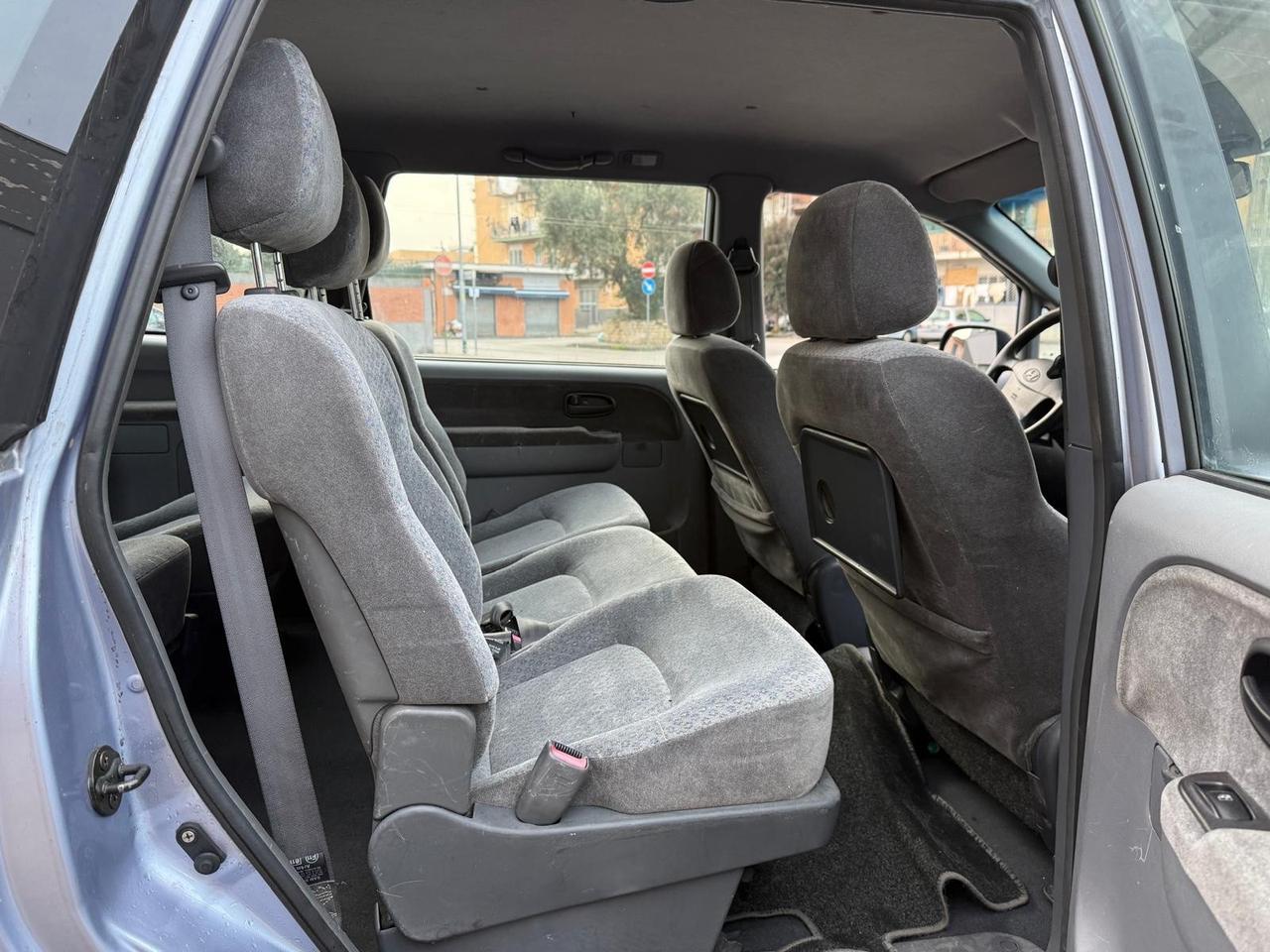 Hyundai Trajet 2.0 CRDi TD 16V Active