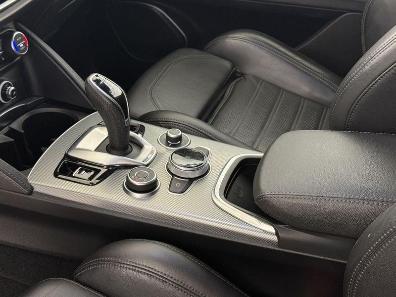 Alfa Romeo Stelvio 2.0 Turbo Benzina 280CV Veloce AT8 Q4