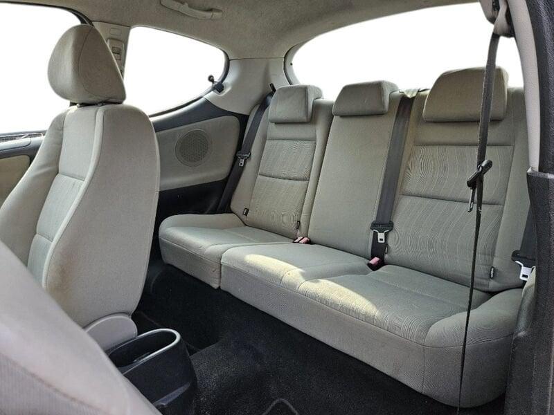 Peugeot 207 1.4 HDi 70CV 3p. ONE Line