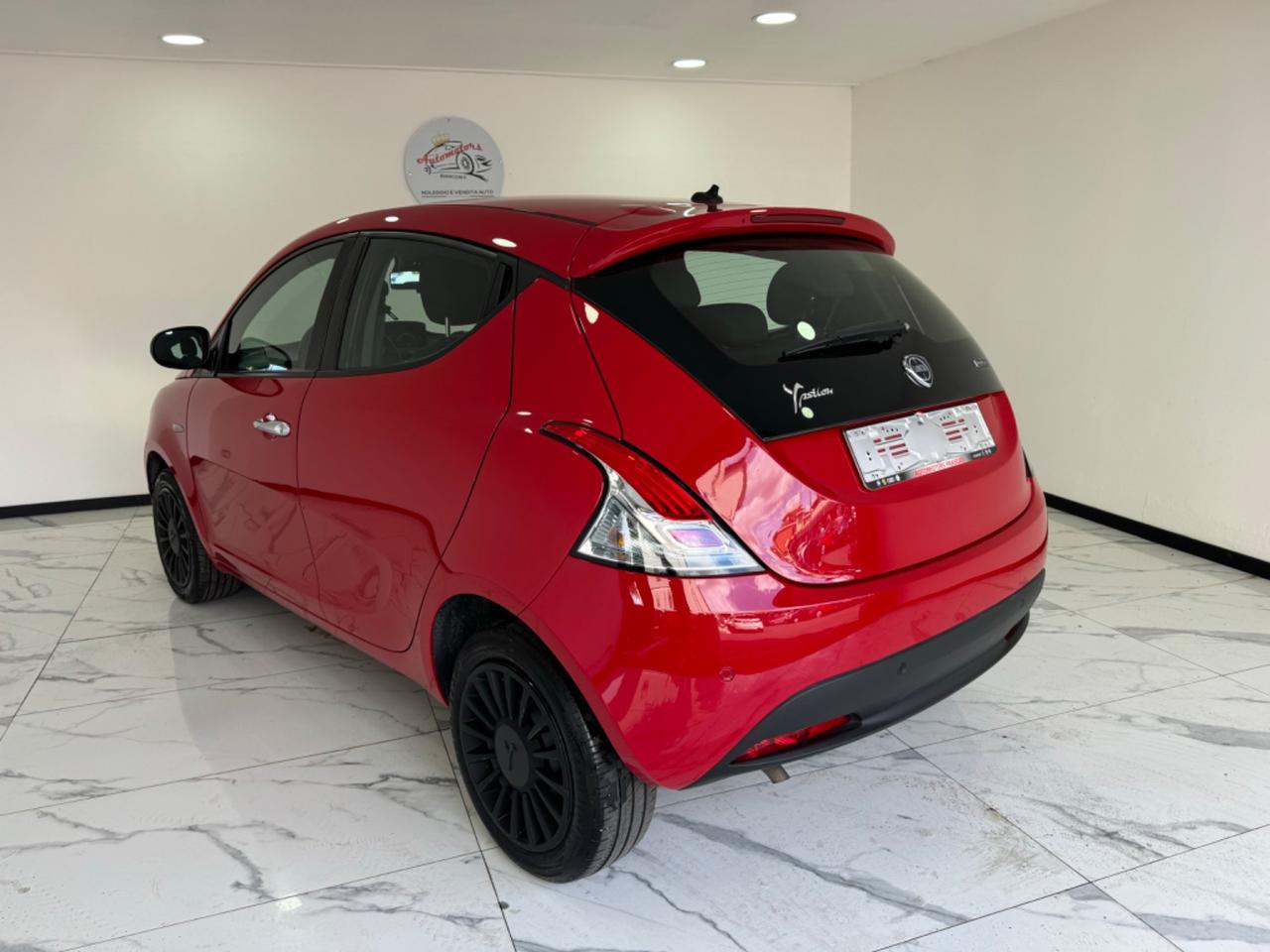 Lancia Ypsilon 1.0 FireFly 5 porte-NEOPATENTATI-GARANTITA