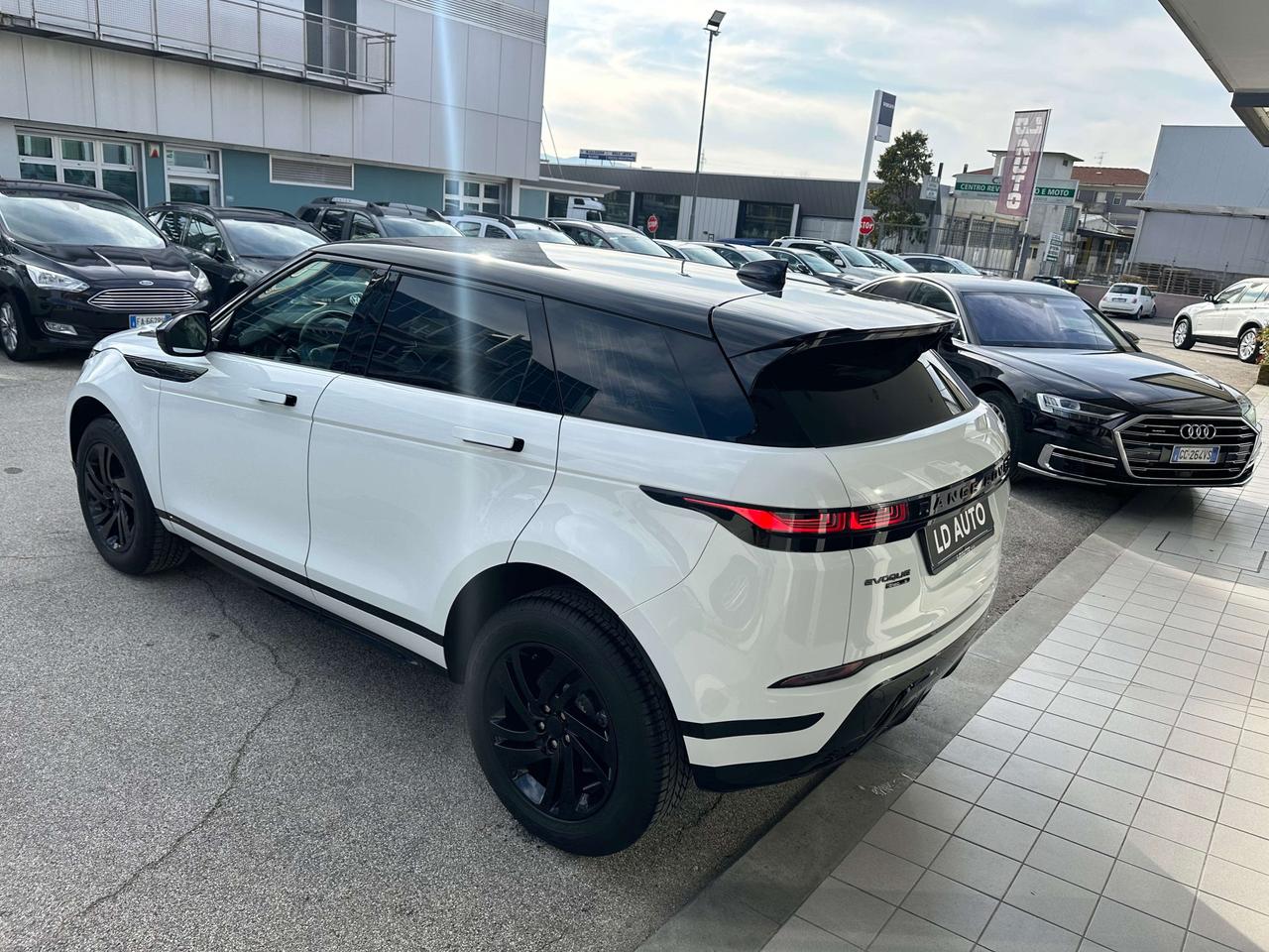 Land Rover Range Rover Evoque Range Rover Evoque 2.0d i4mhev First Edition180cv