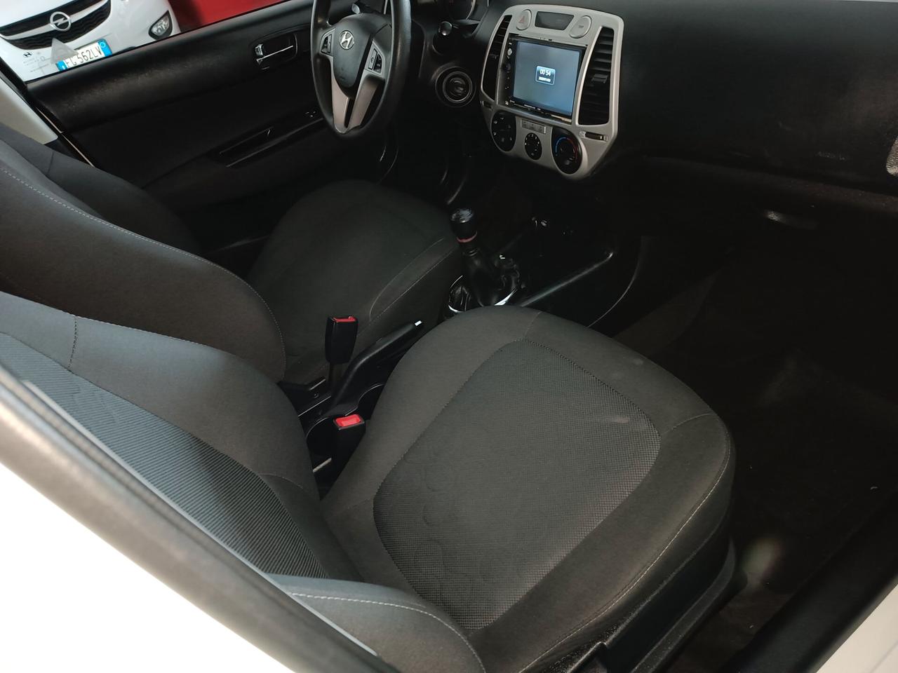 Hyundai i20 1.2 5p. BlueDrive GPL Sound Edition