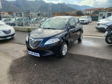 Lancia Ypsilon 1.2 69 CV 5 porte S&S Gold