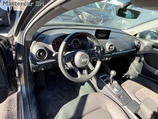 AUDI A3 A3 Sportback 1.6 tdi Business 110cv targa FE953GD