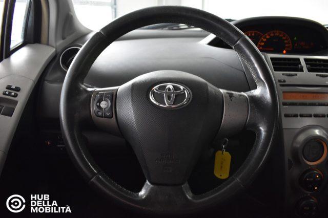 TOYOTA Yaris 1.0 5 porte Sol GPL - Ok Neopatentati