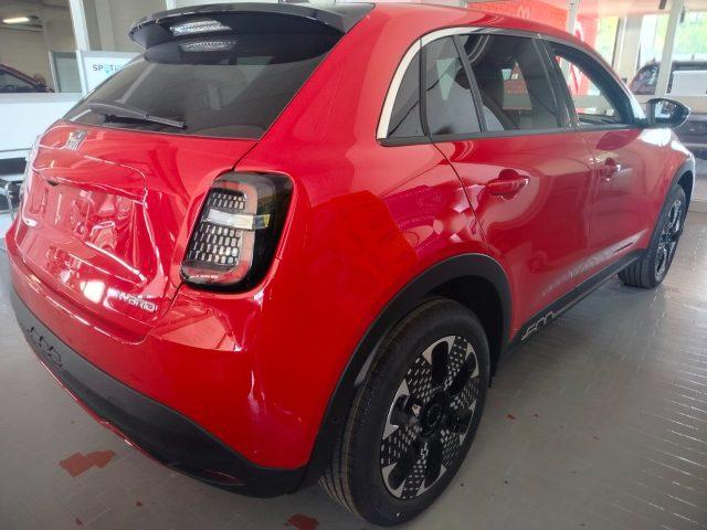 FIAT 600 Hybrid 110cv DCT MHEV La Prima km0