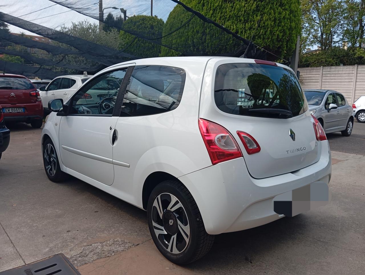 Renault Twingo 1.2 16V permute finanziabile