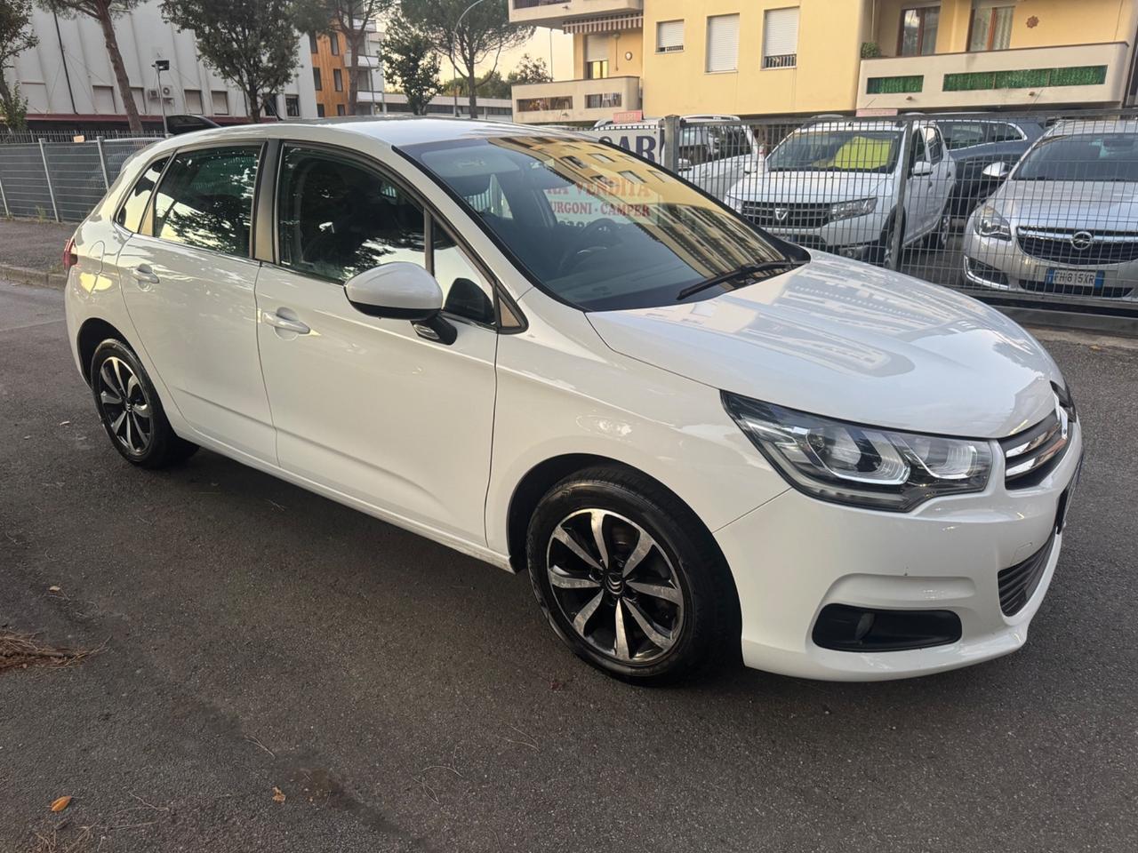 Citroen C4 1.6 HDI neopatentati garanzia 12 mesi