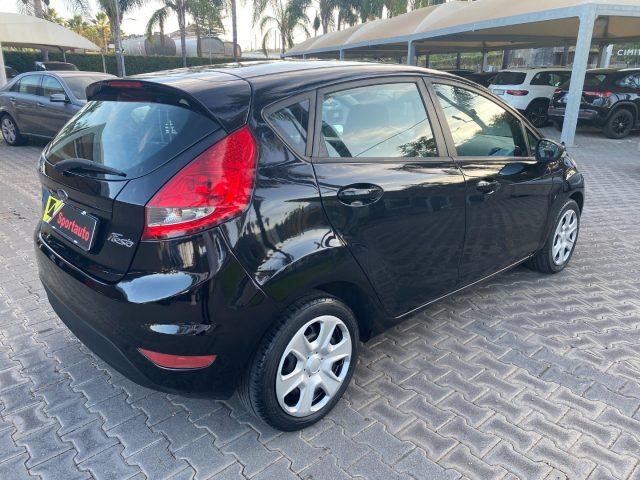 FORD Fiesta + 1.4 TDCi 68CV 5 porte