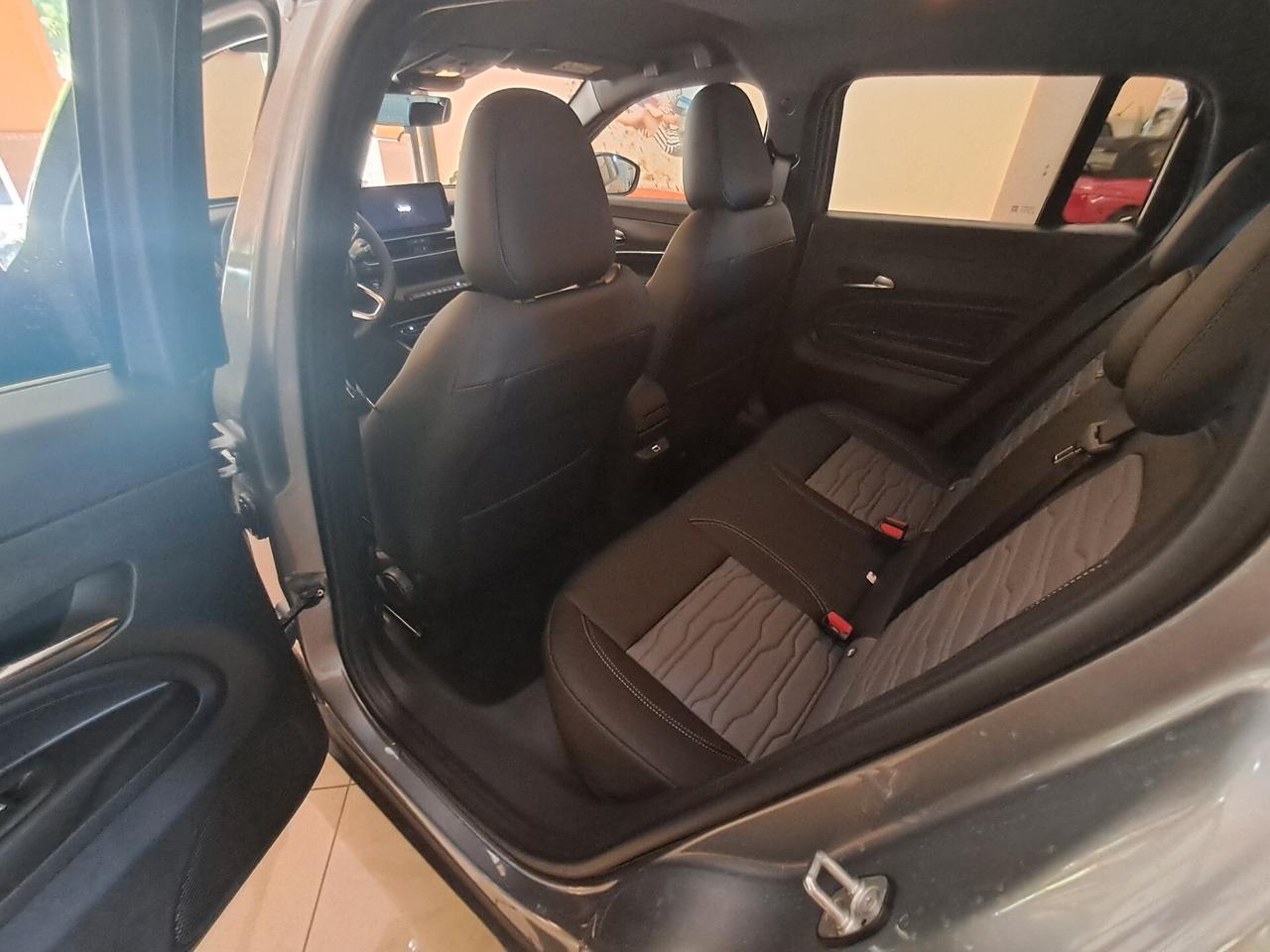 Jeep Avenger 1.2 Turbo 136 CV MHEV 4xe Upland