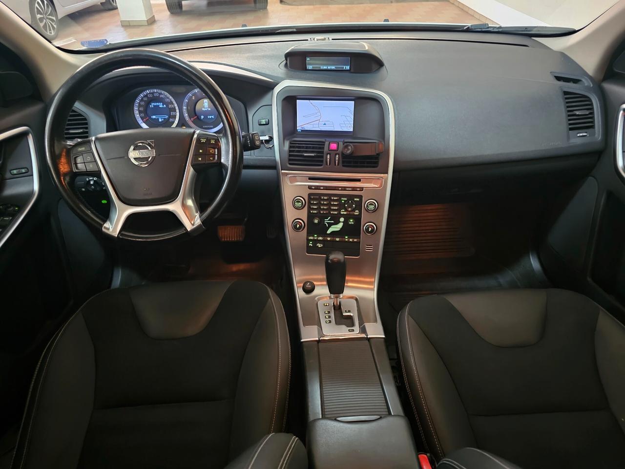 Volvo XC 60 XC60 D3 AWD Geartronic R-design