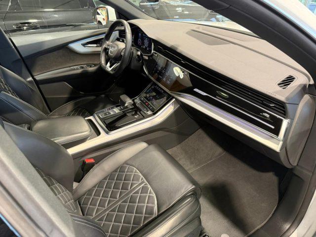 AUDI Q8 50 TDI 286 CV quattro tiptronic S Line TETTO - LED