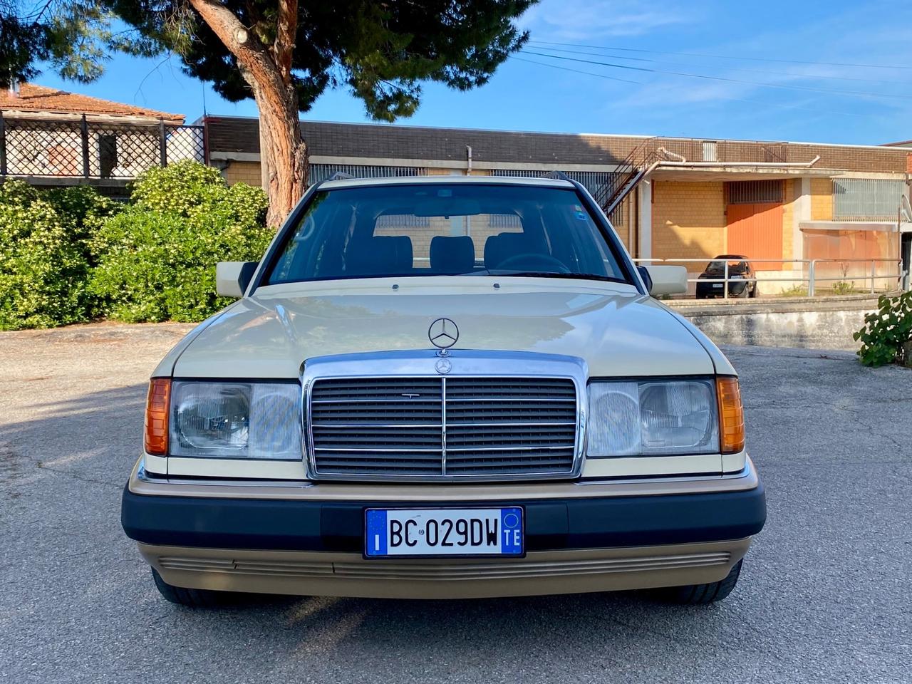 Mercedes-benz 200 MERCEDES 200 W 124 T E ASI CRS