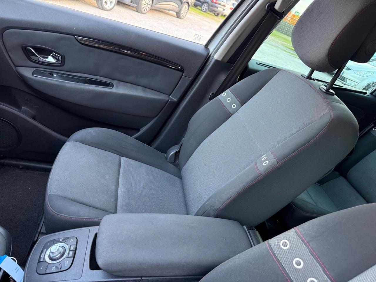 Renault Scenic Scénic 1.5 dCi 110CV UNICO 7 POSTI