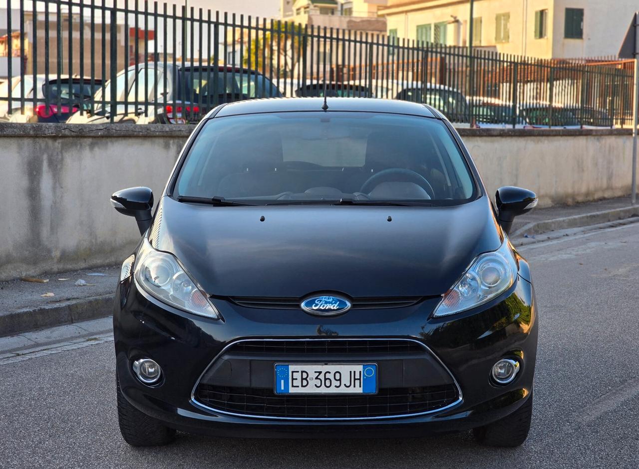 FORD FIESTA TITANIUM 1.4 DIESEL NUOVISSIMA E FULL