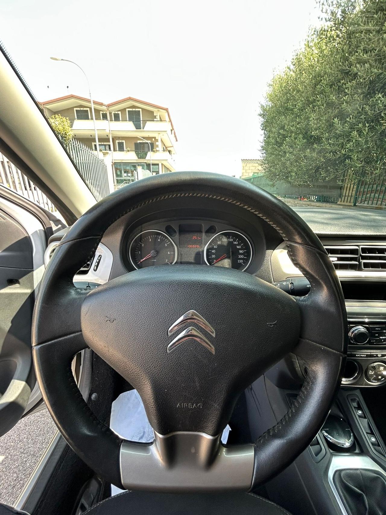 Citroen C-Elysee BlueHDi 100 Exclusive ANNO 2016