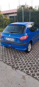 Peugeot 206 1.1 3p. XT