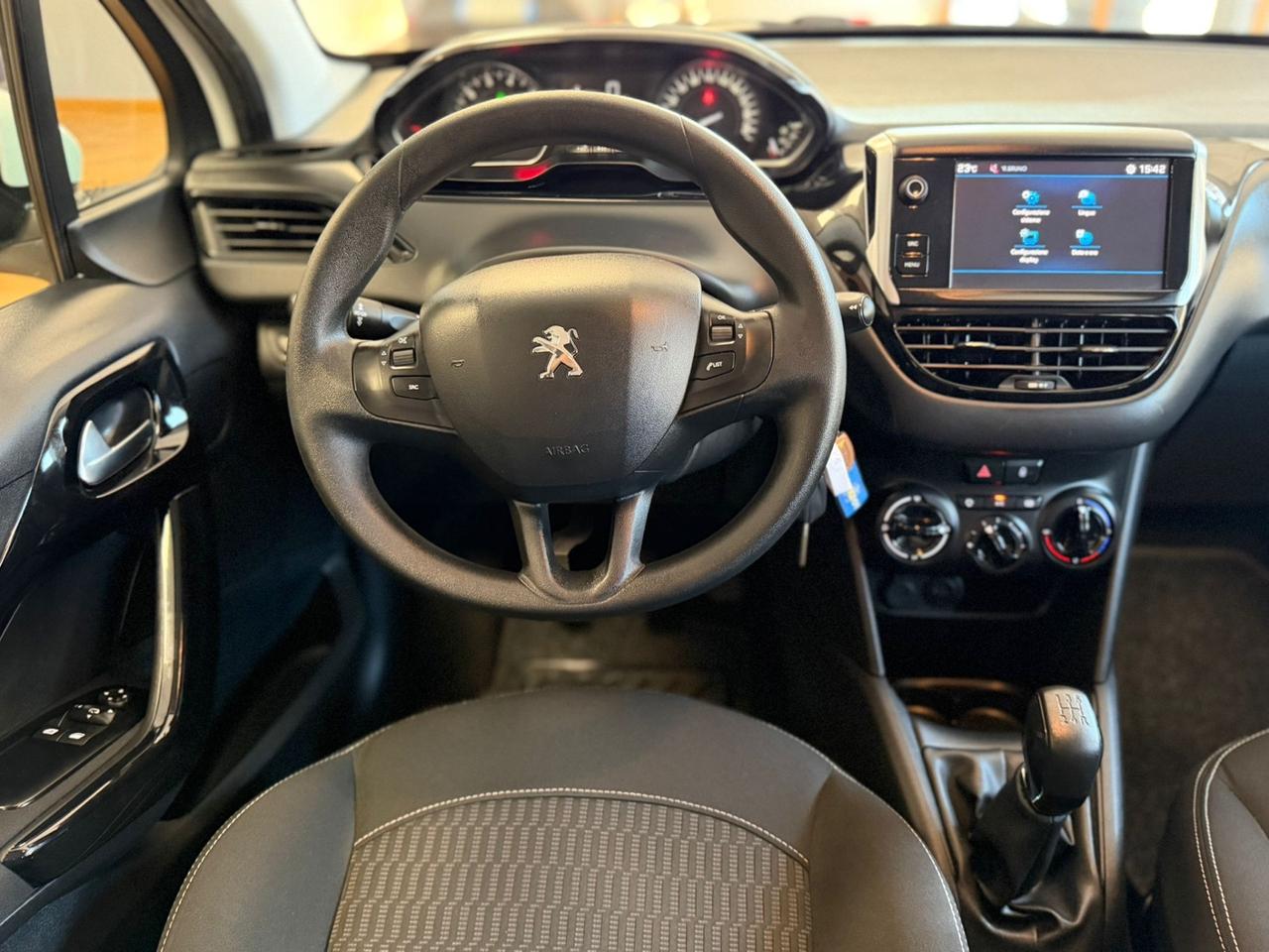 Peugeot 208 PureTech 1.2 Benzina 82CV 5 porte Allure Soli 40.000km!!!