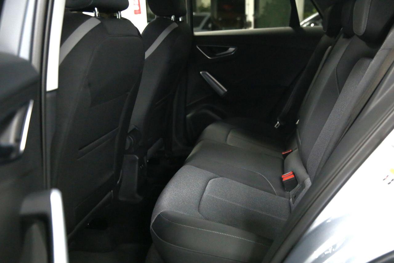 Audi Q2 Business Advanced 30 TDI