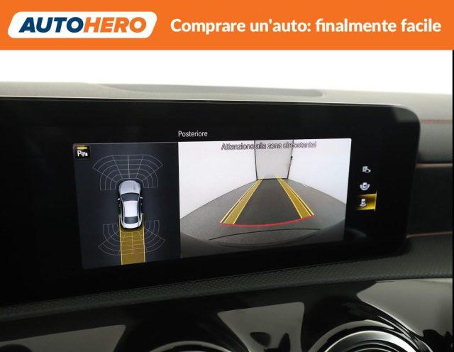 MERCEDES-BENZ CLA 200 Automatic Premium