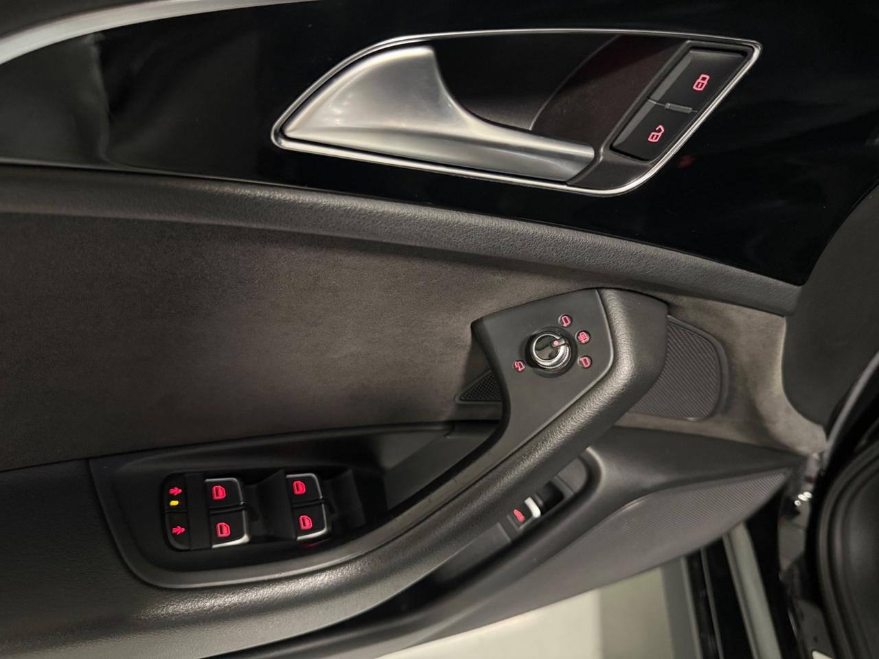 Audi A6 Avant 2.0 TDI 190 CV S LINE quattro edition