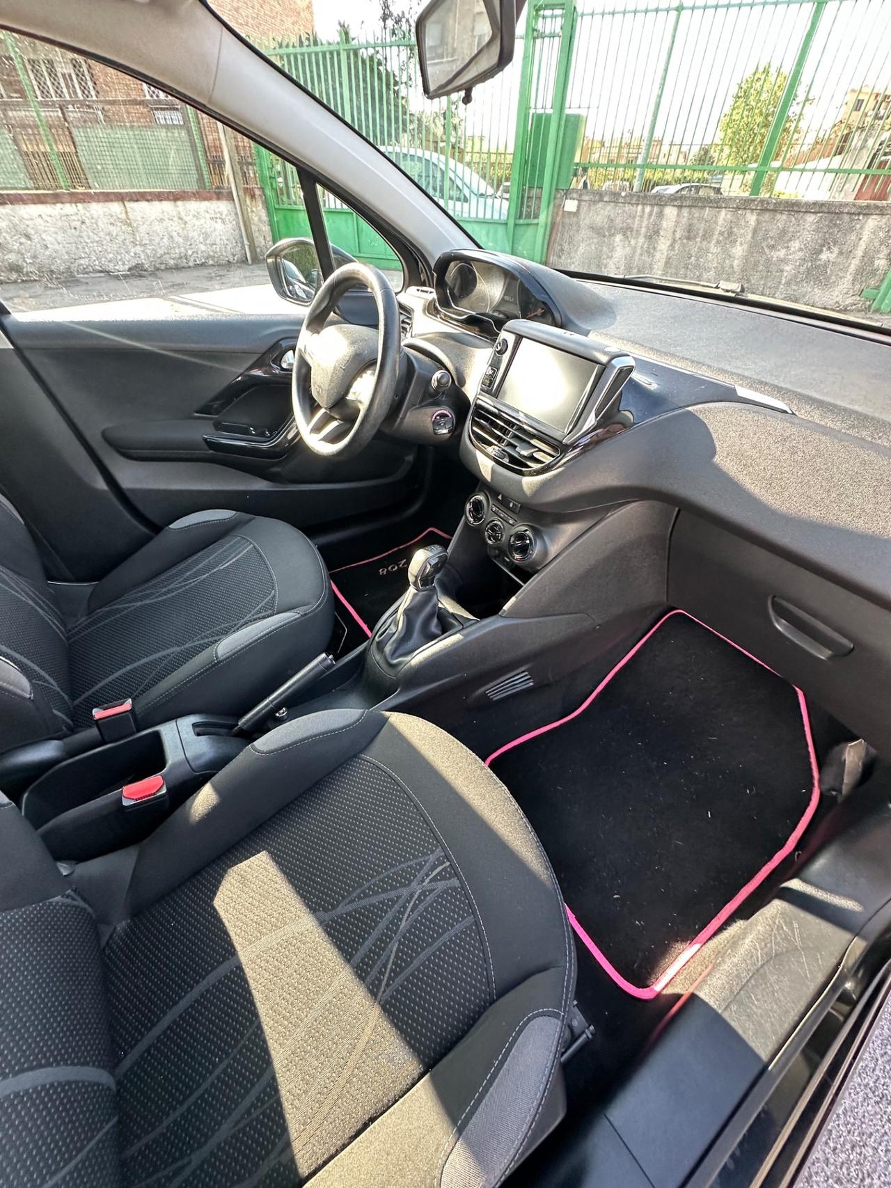 Peugeot 208 1.2 VTi 82 CV 5 porte Access