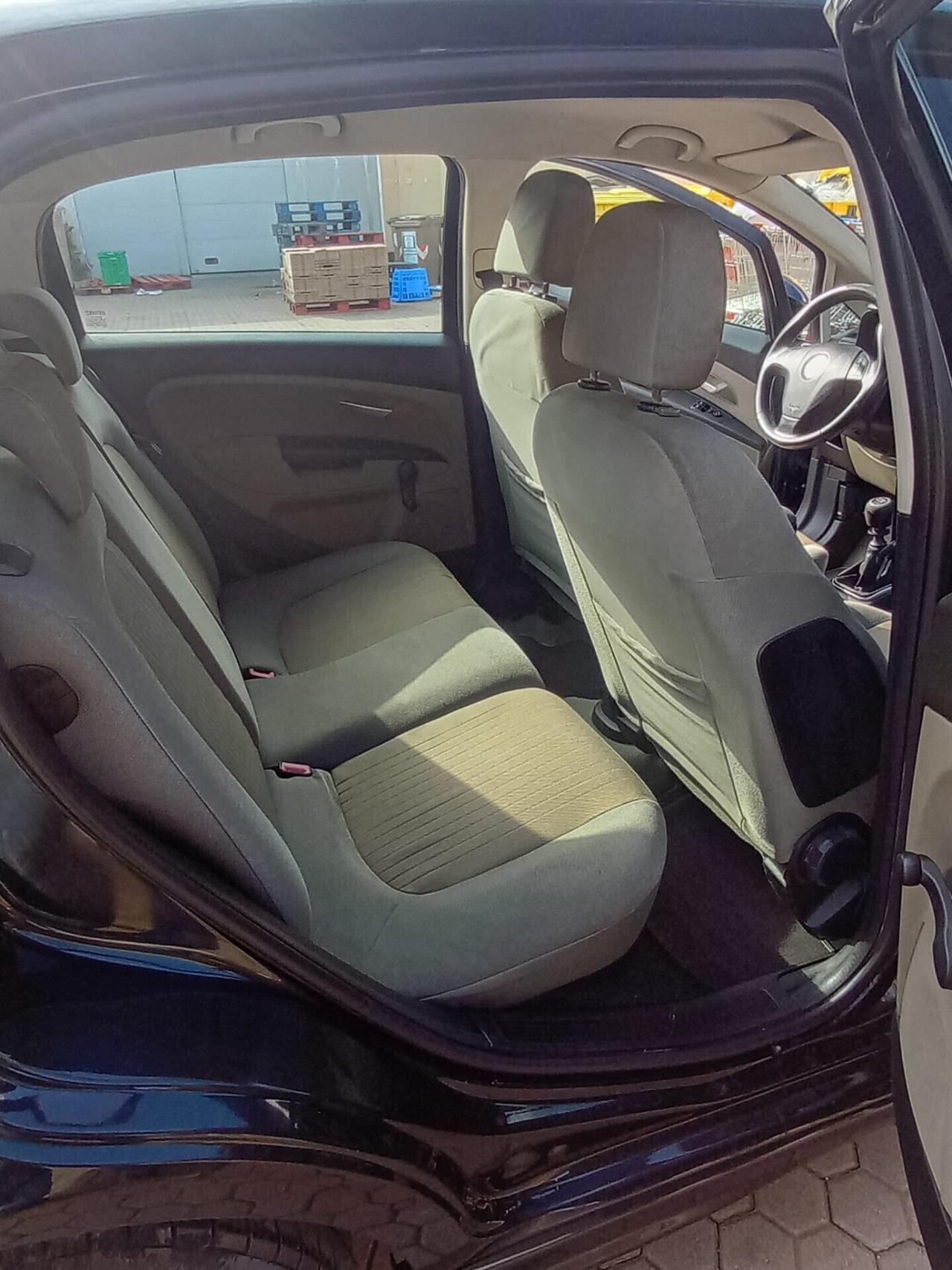 FIAT GRANDE PUNTO - APERTI AD AGOSTO
