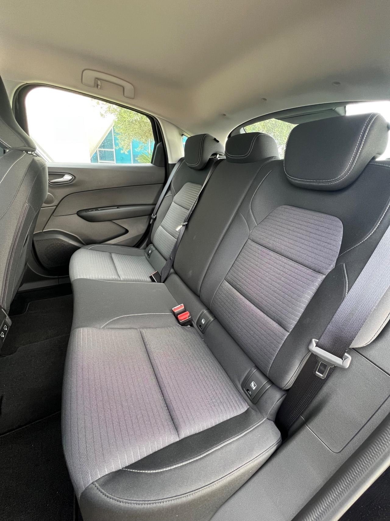 Renault Arkana 1.3 mild hybrid possibilità noleggio no scoring