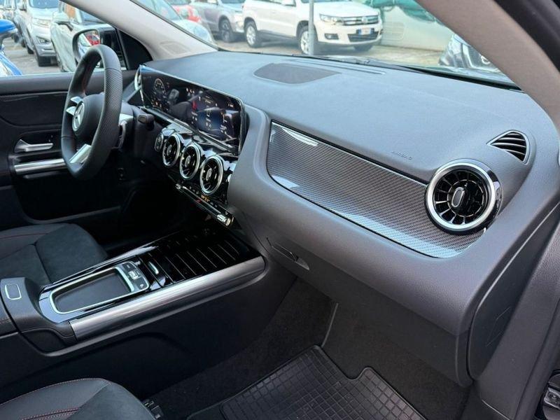 Mercedes-Benz GLA 180 Automatic AMG Line Premium