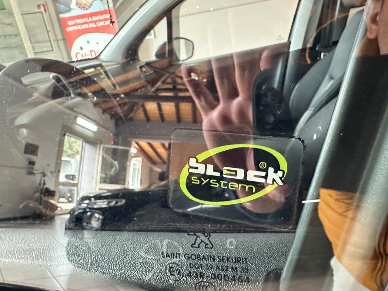 Peugeot 208 1.4 HDi 68 CV 5 porte Active BUSINESS