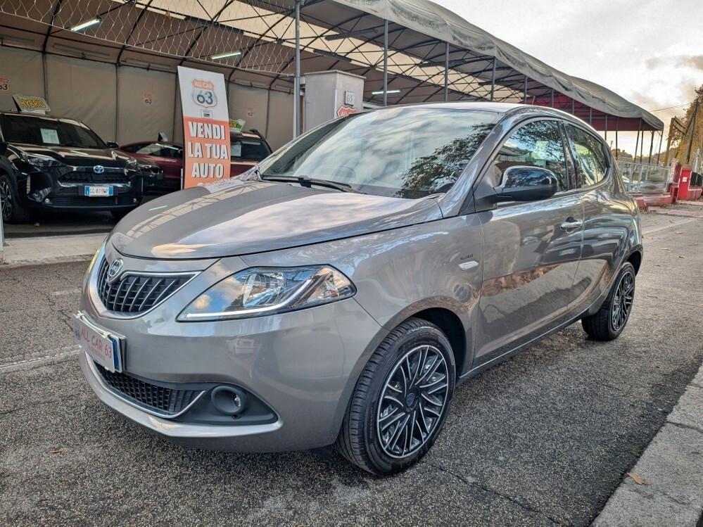 Lancia Ypsilon 1.0 Hybrid UNIPRO' SENZA VINCOLI DI FINANZIAMENTO