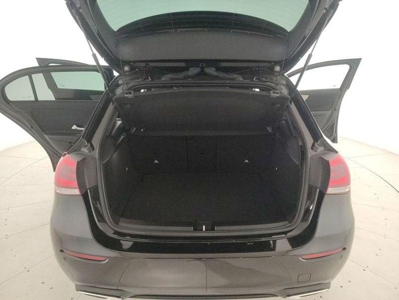 Mercedes-Benz Classe A A 180 d Sport Night edition auto