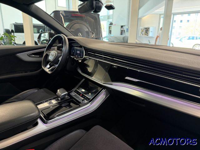 AUDI Q8 45 TDI quattro tiptronic Sport S LINE