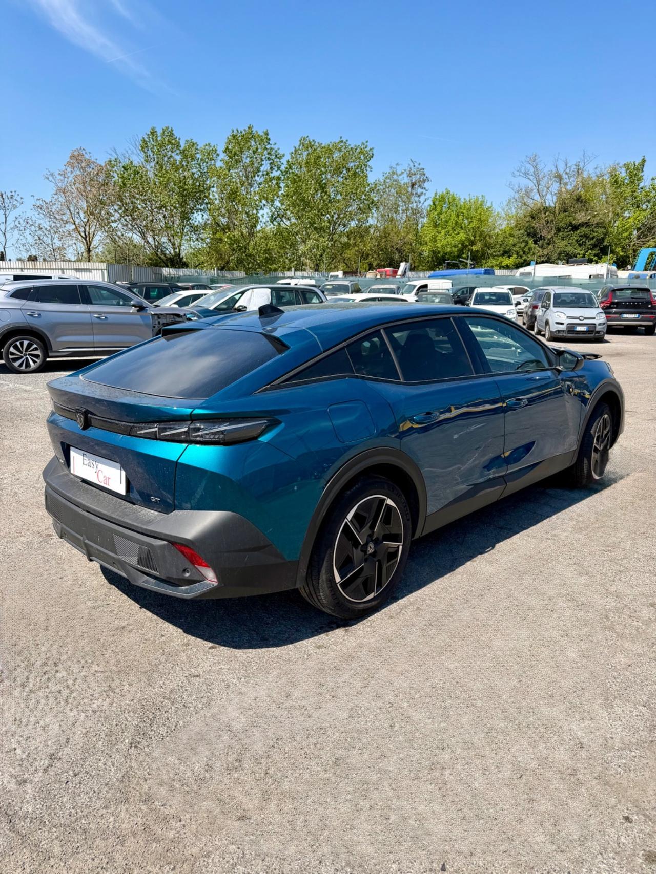 Peugeot 408 Hybrid 145cv GT