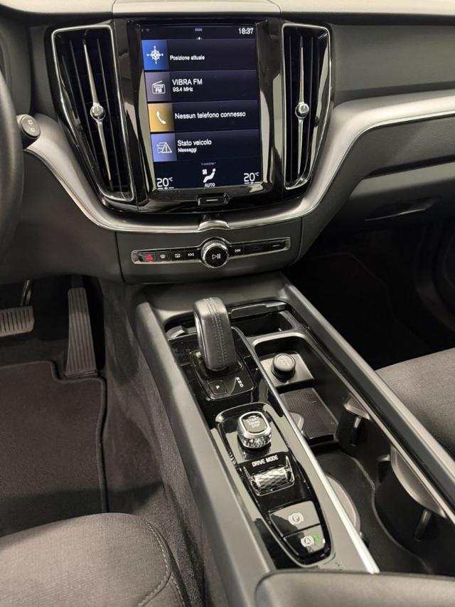 VOLVO XC60 B4 (d) AWD Geartronic Business Plus *Telecamera*