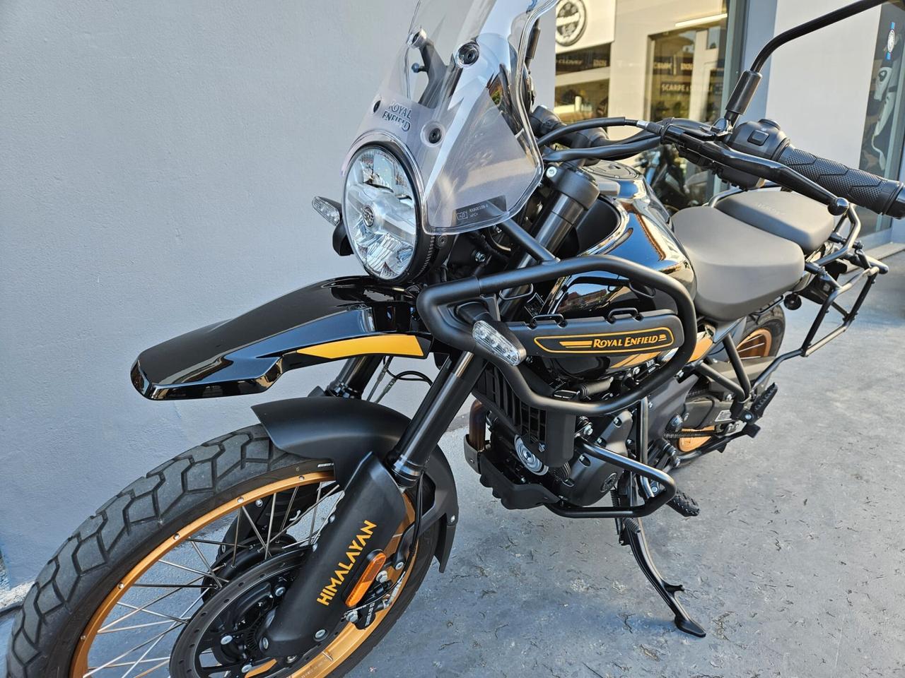 Royal Enfield Himalayan 450 - 2025