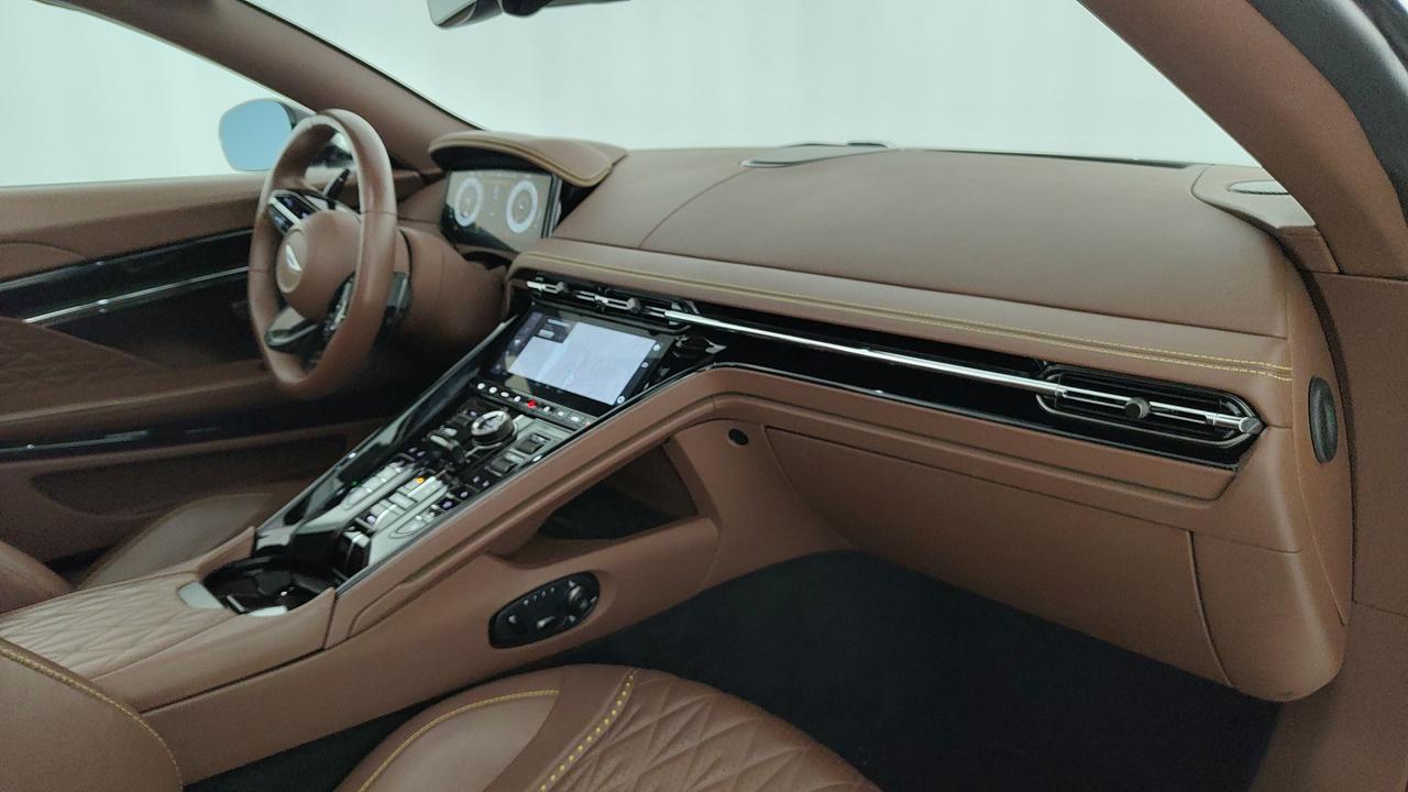 ASTON MARTIN DB12 Volante 4.0 V8 auto