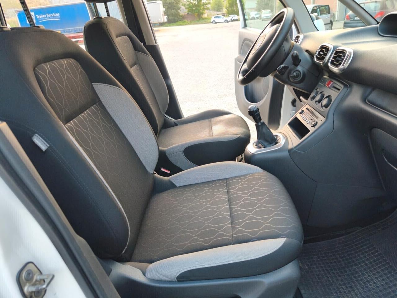 Citroen C3 Picasso 2015----1.6 Diesel