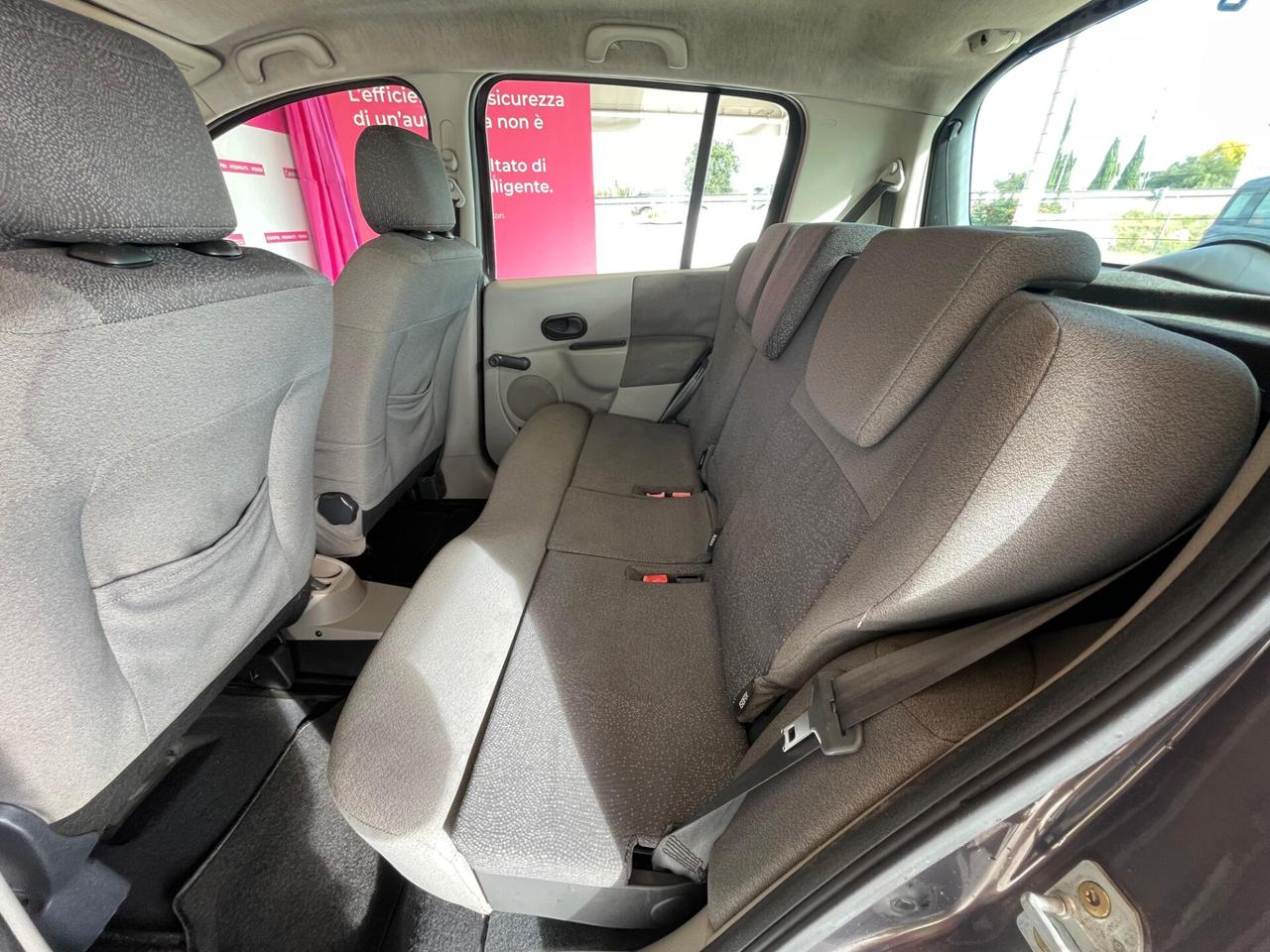 RENAULT Modus 1ª serie Modus 1.5 dCi 70CV Luxe...
