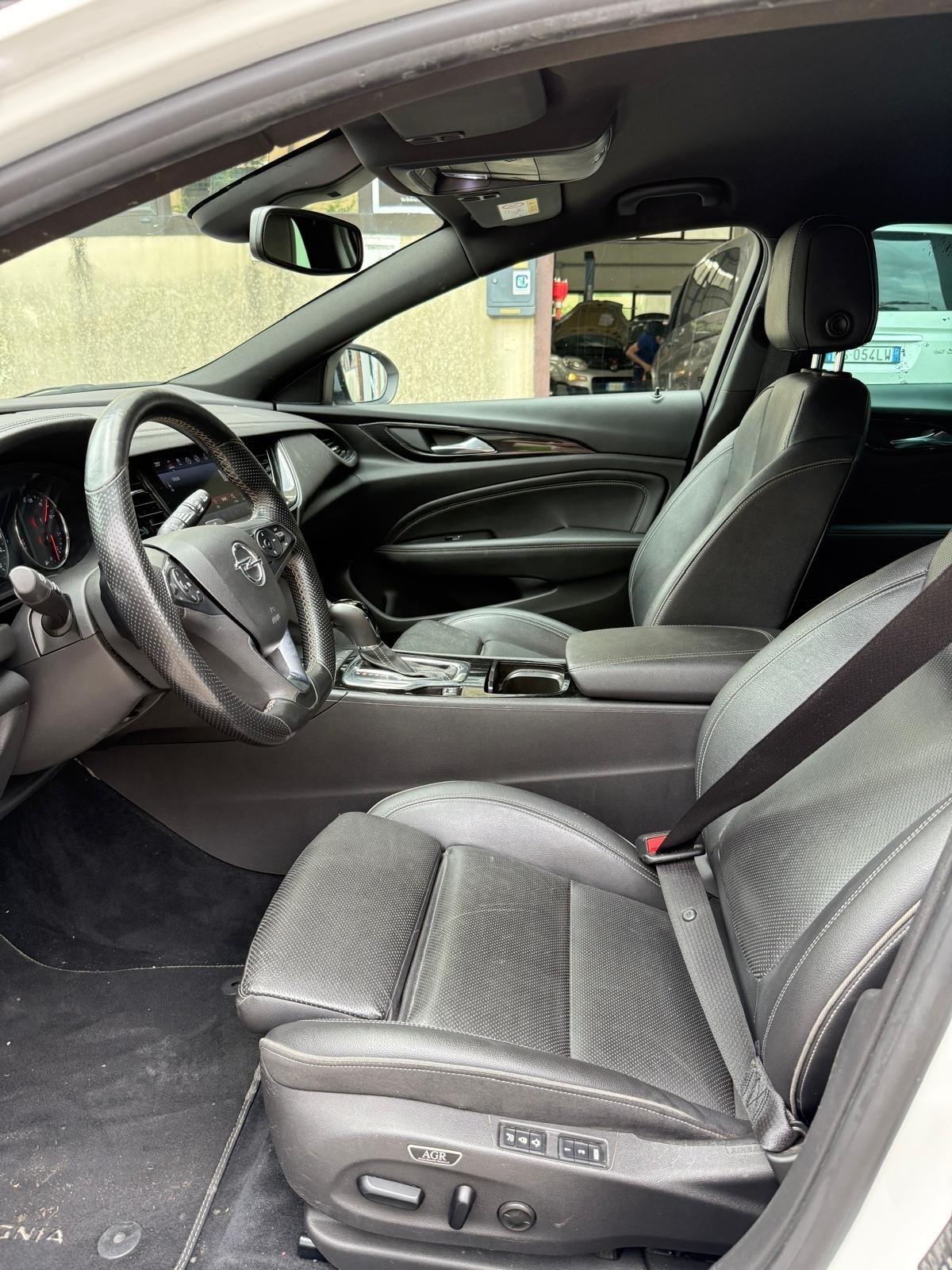 Opel Insignia 2.0 CDTI S&S aut. Country Tourer